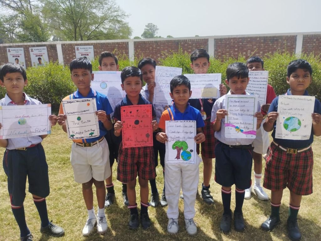 पौधरोपण कर धरती को हरा-भरा रखने का लिया संकल्प