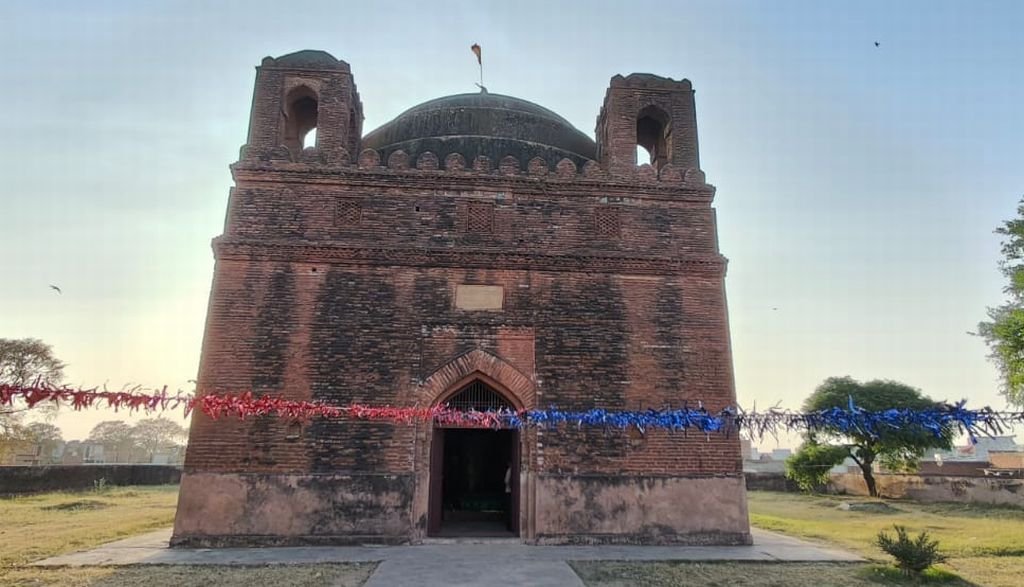 सैयद वंश का अंतिम शासक था अलाउद्दीन आलम शाह...मां की याद में बनवाया था मकबरा