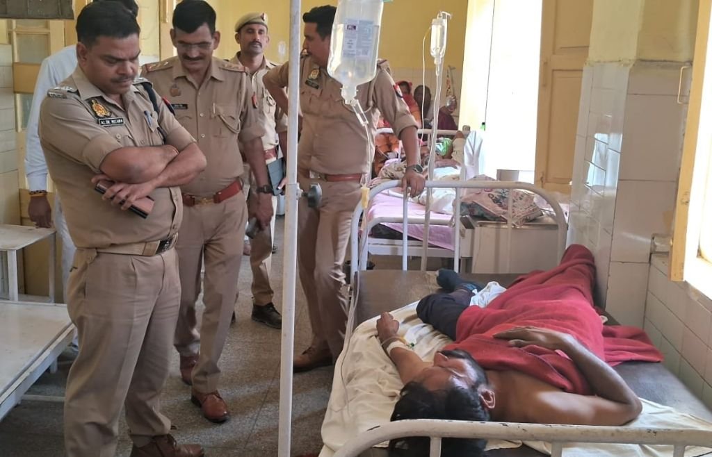 एसएसपी ऑफिस के सामने खुद पर केरोसिन डालकर युवक ने कही यह बात...मच गया पुलिस में हड़कंप