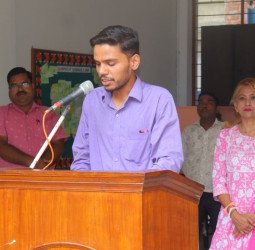 मदर एथीना स्कूल में छात्र-छात्राओं को बताया अहिंसा का महत्व