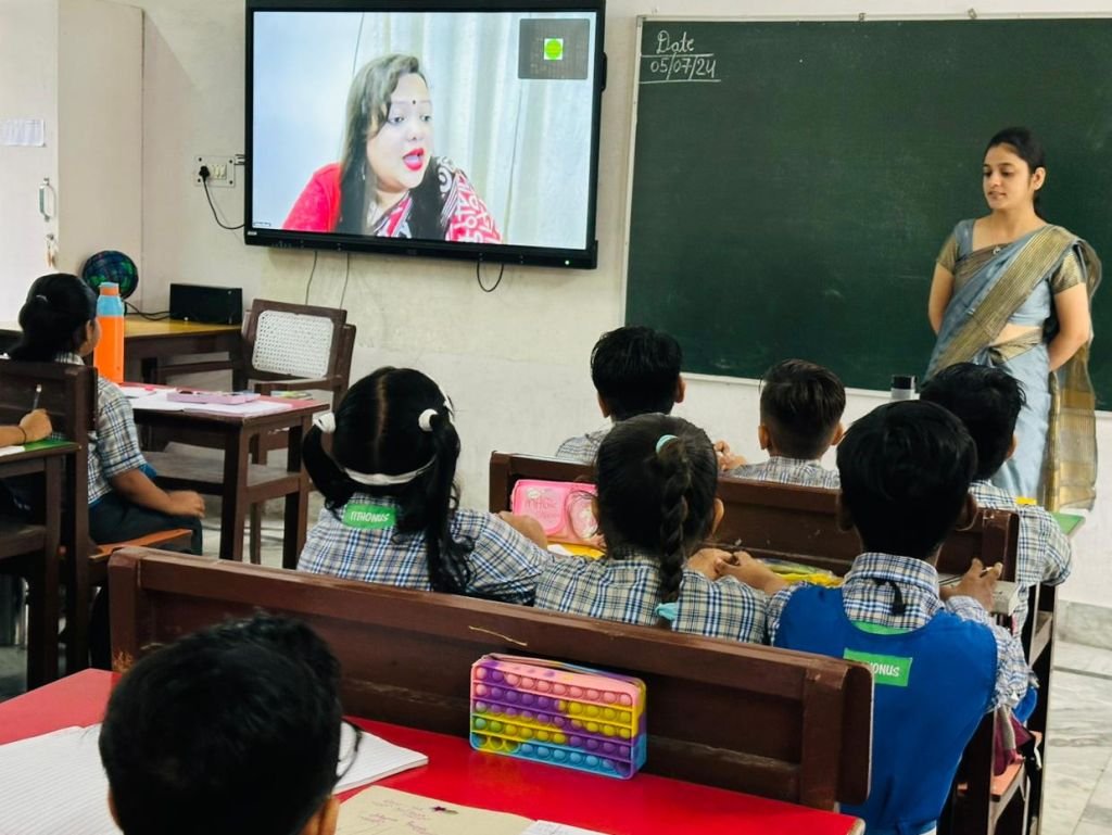 टिथोनस इंटरनेशनल स्कूल में बच्चों को सिखाई जा रही फ्रेंच, ऑनलाइन कक्षाएं प्रारम्भ