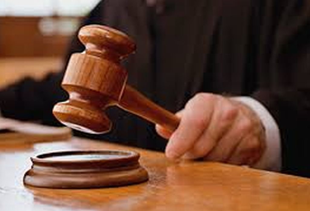 युवती घर से भागी, पिता ने युवक पर दर्ज कराया मुकदमा...कोर्ट ने रिमांड अस्वीकार कर तुरंत किया रिहा