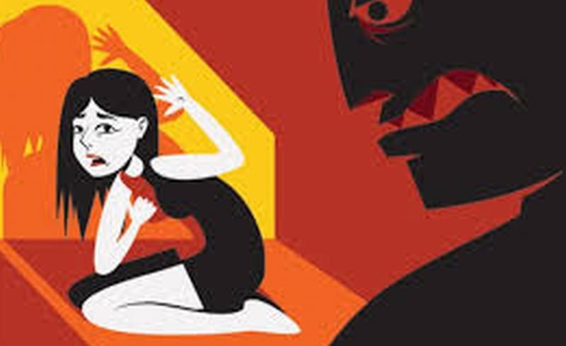 खेत की रखवाली करने बालिका को छोड़ गया था पिता..युवक ने कर डाला दुष्कर्म