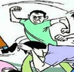 व्यापारी से मारपीट, पति-पत्नी समेत चार पर रिपोर्ट