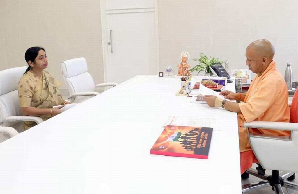 बालिका से दुष्कर्म करने वाले पर हो कठोर कार्रवाई, मुख्यमंत्री से मिलीं पूर्व सांसद