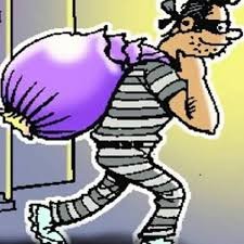 समूह के 16 लाख रुपये छीनकर ले जाने का आरोप, तहरीर दी