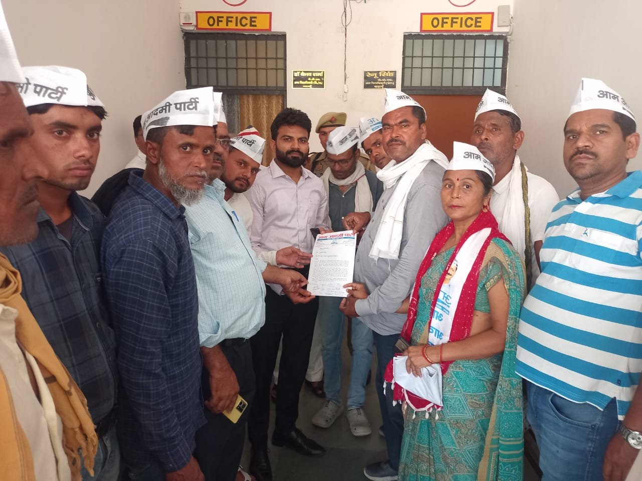 नीट में धांधली की जांच हो: आप