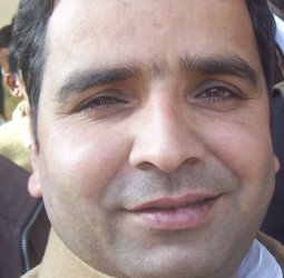 अब आजमगढ़ से चुनाव लड़ेंगे धर्मेंद्र यादव