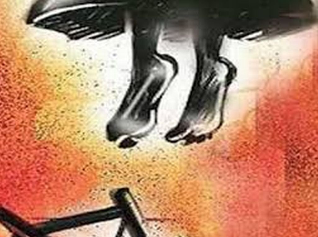 गृहक्लेश के चलते महिला ने फांसी लगाकर दी जान