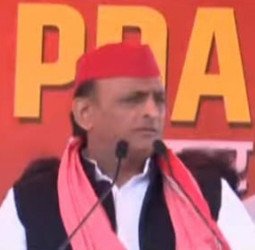 संविधान ही नहीं जान के पीछे भी पड़े हैं भाजपा वालेः अखिलेश