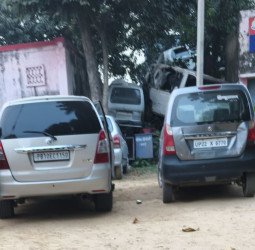 पंजाब में हुई थी चोरी...जेवर खरीदे बिसौली के सर्राफ ने, उठा ले गई पंजाब पुलिस