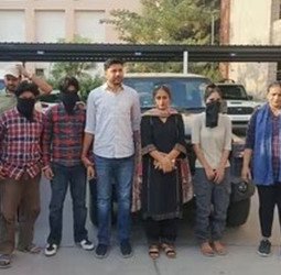 'से*स करोगे मेरे साथ'...कहकर सुनसान जगह ले जाती थी हसीना, फिर मिलकर लूट लेता था गैंग