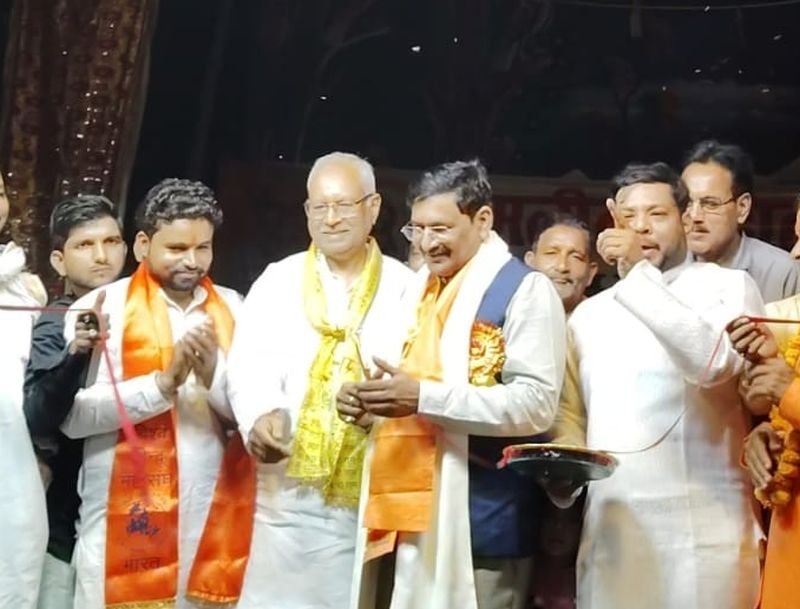 उसहैत रामलीला महोत्सव का शुभारंभ, मंच पर होंगे तमाम कार्यक्रम