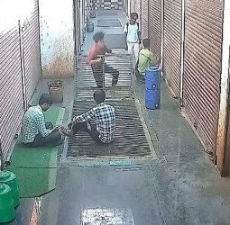 मौत 'लाइव' : स्लोमोशन में बना रहा था रील, पैर फिसला तो जाल से कटकर गर्दन हुई अलग