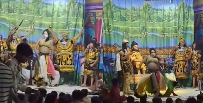 वीडियो:  'आज की रात हुस्न का मजा आंखों से...' ये कैसी रामलीला है भई!