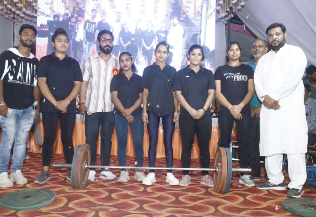 कोहिनूर को बॉडी बिल्डर व अमन को सर्वश्रेष्ठ मॉडल का खिताब