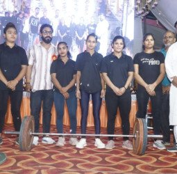 कोहिनूर को बॉडी बिल्डर व अमन को सर्वश्रेष्ठ मॉडल का खिताब