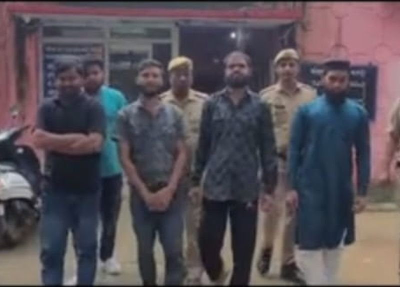 शिया समुदाय को बताया 'खटमल'...जलाकर मारने की बात, पुलिस ने उकसाने वाल पांच धरे