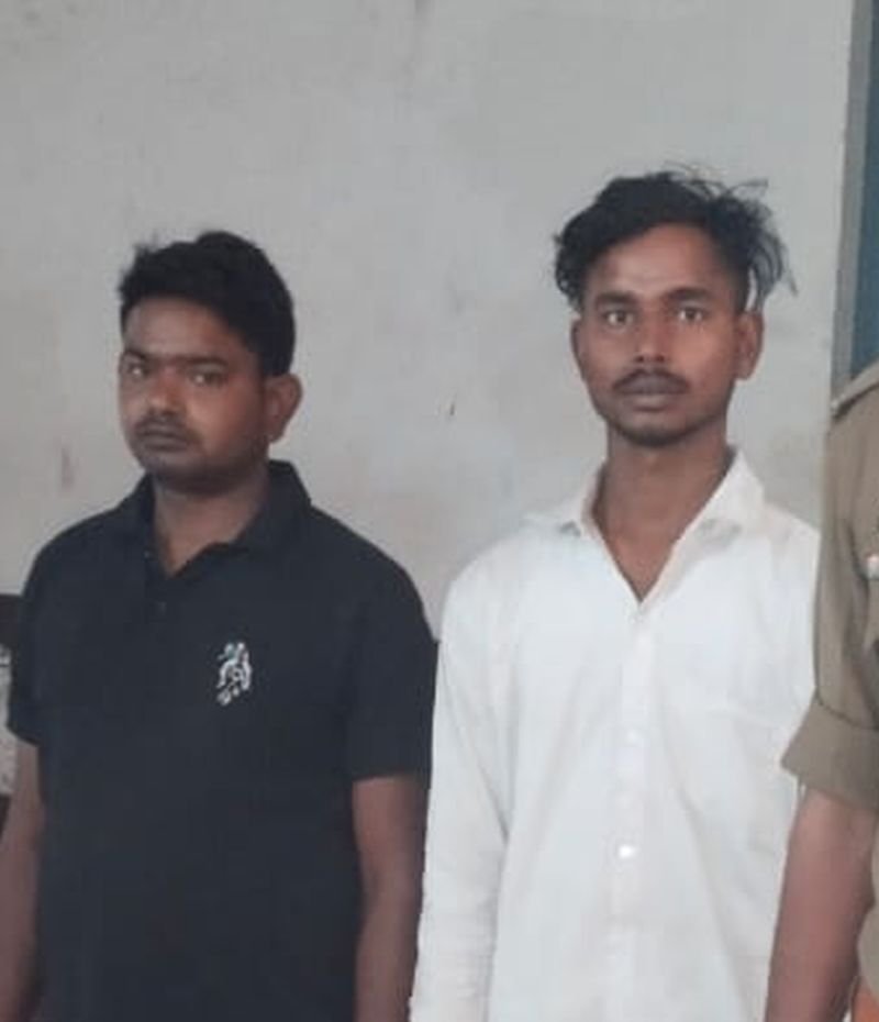 कानपुर से लाकर बदायूं में बेचते थे डोडा छिलका, 16 किलो छिलके के साथ दो सगे भाई पकड़े