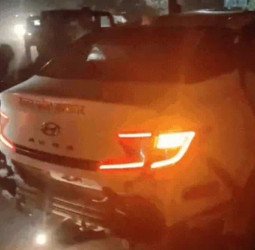 बर्थडे मनाकर लौट रहे चार दोस्त हुए हादसे का शिकार, तीन की मौत, एक की हालत गंभीर