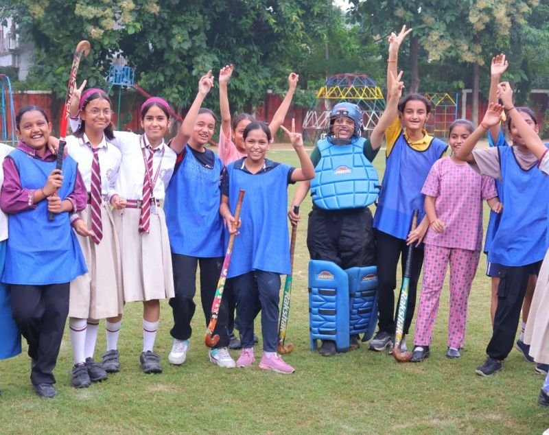 हॉकी बालक वर्ग में शौर्या और बालिका वर्ग में विवेका हाउस ने मारी बाजी
