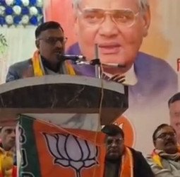 अटल के सुशासन व जीवन संघर्ष को किया याद, मुख्य अतिथि रहे डीपी भारती