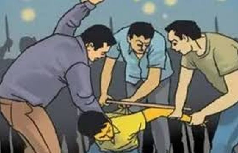 देवस्थान के पास 'मदिरा सेवन'...मना किया तो जमकर चले लाठी-डंडे, पांच घायल