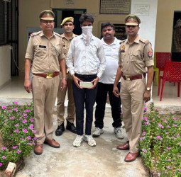 ग्रामीणों को बहलाकर लेते थे कागज, फिर खोलते थे खाते, साइबर क्राइम में होते थे इस्तेमाल