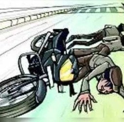 स्वीमिंग पूल में नहाने गए थे दो युवक...घर लौटीं उनकी लाशें, तेज रफ्तार बनी काल