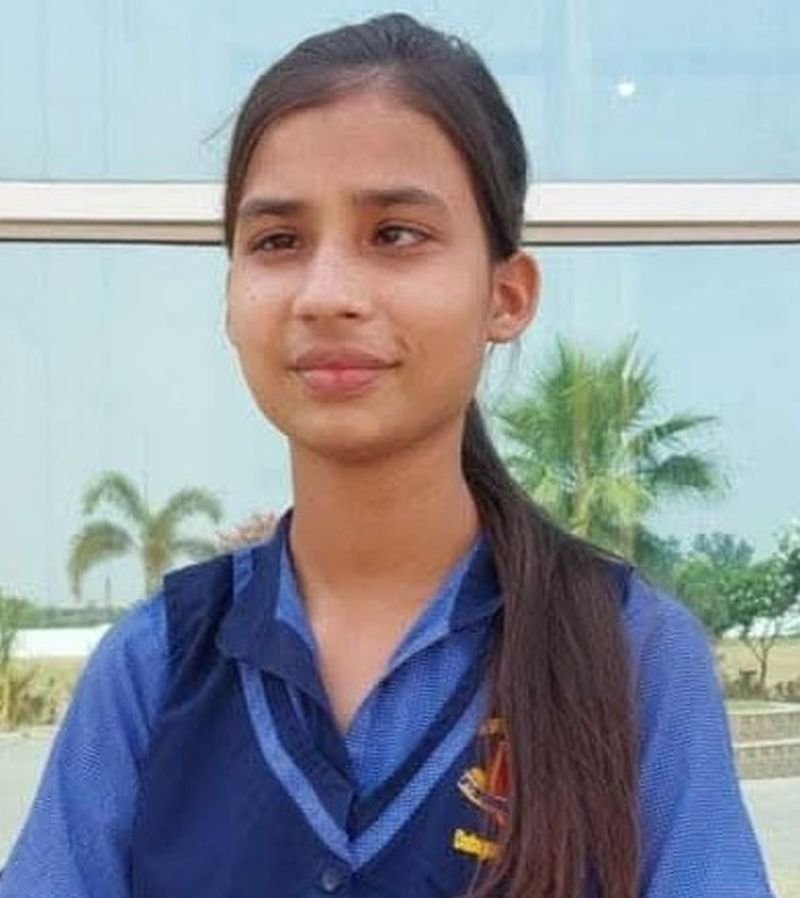 नीट में रिया की सफलता से एचपी इंटरनेशनल स्कूल में खुशी की लहर