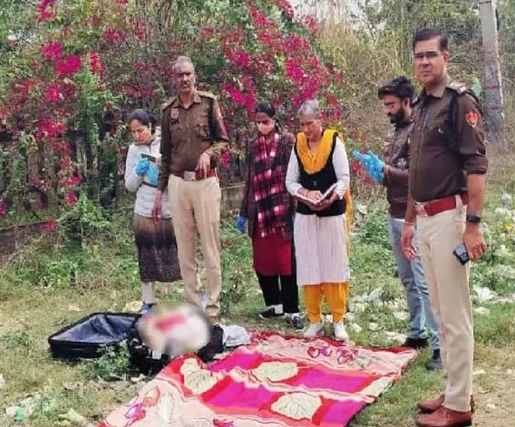 'लव, सेक्स और धोखा' ...ब्लैकमेल से आजिज आकर मोबाइल चार्जर के तार से घोंट दिया गला