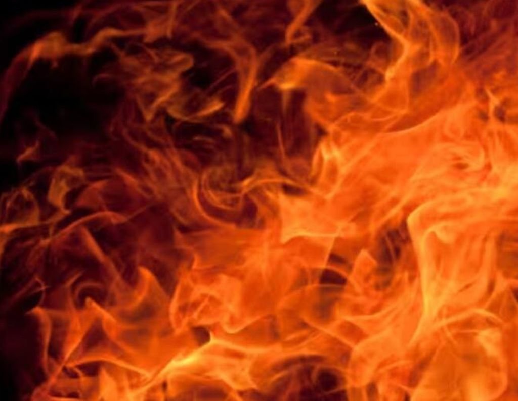 मासूमों के सिर से उठा पिता का साया, एक सप्ताह मौत से लड़ी जंग