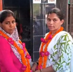 मुस्लिम युवकों ने किया प्यार का नाटक, धोखा मिला तो मर्दों से हुई नफरत...फिर दो सहेलियों ने रचा ली शादी
