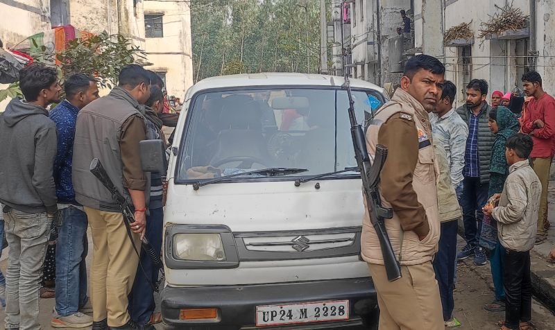 तंगी के कारण घर में रहती थी कलह, युवक ने फांसी लगाकर जान दे दी