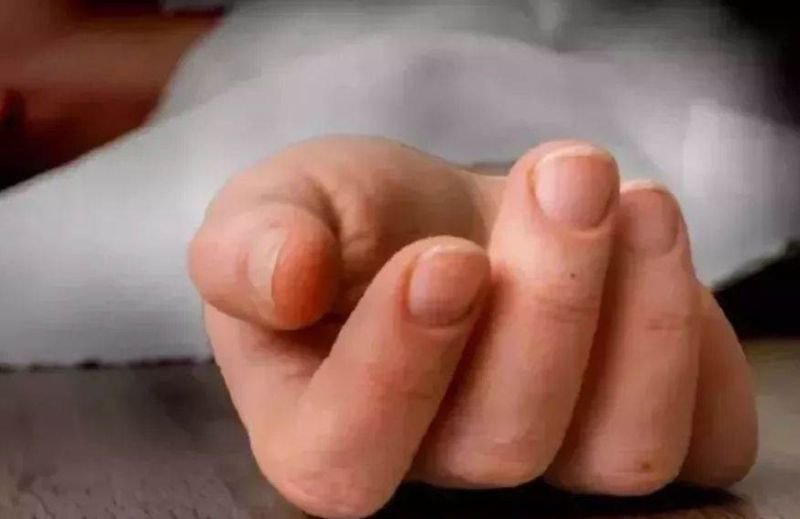 सोनपपड़ी देने के बहाने घर से ले गए आठ साल के बच्चे को, फिर गला घोंटकर अपने ही घर में दफना दिया