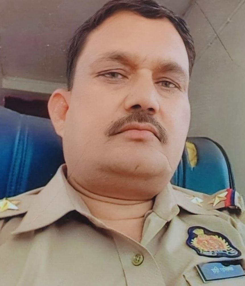 12 हजार मांग रहा था दरोगा...एंटी करप्शन टीम ने रिश्वत लेते रंगेहाथ धरा