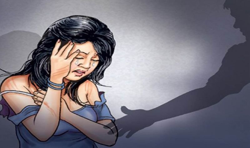 'शाम तक रुक जाओ, वेतन बिल बनवाना है'...कहकर शिक्षिका को दबोच लिया बदायूं के इस स्कूल के प्रबंधक ने