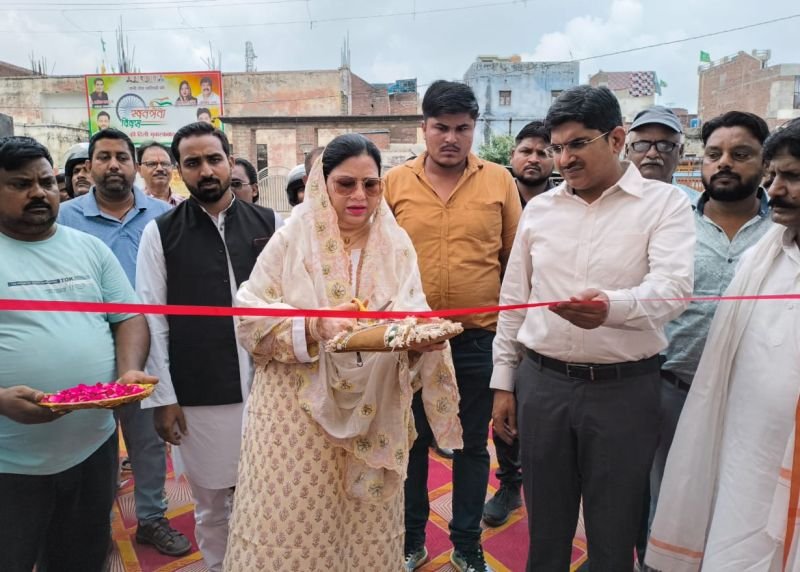 नगर पालिका में लगा लोक कल्याण मेला, लोगों को मिली सरकारी योजनओं की जानकारी