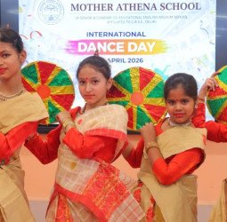 अंतरराष्ट्रीय नृत्य दिवस के मौके पर मदर एथीना स्कूल में थिरके बच्चे
