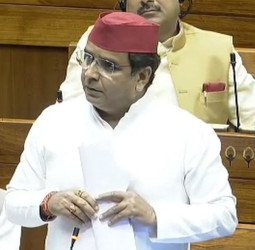 देश के लिए जान देने वाले सैनिकों के लिए क्या किया भाजपा ने, जानना चाहती है जनताः धर्मेंद्र यादव