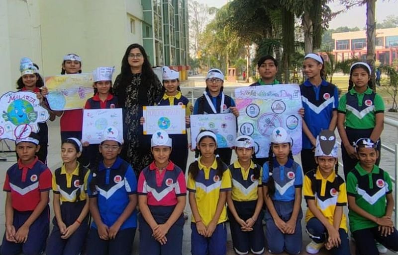 सफाई रखें, मच्छरों से होगा बचाव तभी दूर रहेगा मलेरिया...एचपी इंटरनेशनल स्कूल के बच्चों ने दिया संदेश
