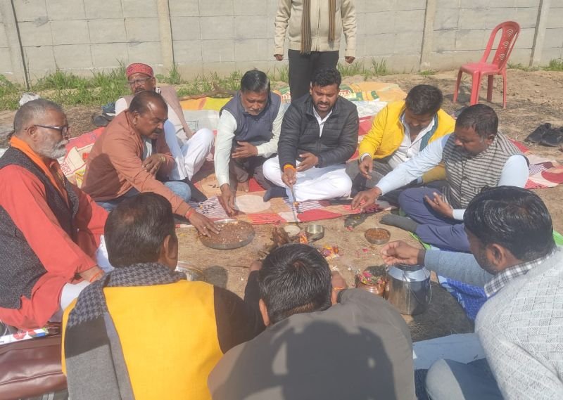 हिंदू सम्मेलन कार्यक्रम स्थल का किया भूमि पूजन, 10 को सिलहरी में होगा आयोजन