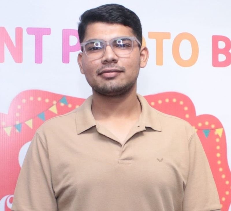 हर्षित सक्सेना बने बदायूं क्लब के आजीवन सदस्य