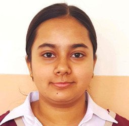 मदर एथीना स्कूल की अद्वितीय को दिल्ली यूनिवर्सिटी के मिरांडा हाउस कॉलेज में मिला प्रवेश
