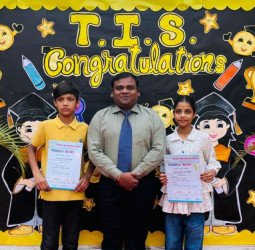 टिथोनस इंटरनेशनल स्कूल में वार्षिक परीक्षाफल देखकर खिल उठे बच्चों के चेहरे, विद्यार्थियों का शानदार प्रदर्शन