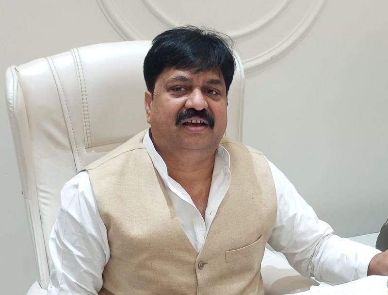 मौत की भी एक काट है, लोगों के जेहन में जिंदा रहना सीख लोः आबिद रजा